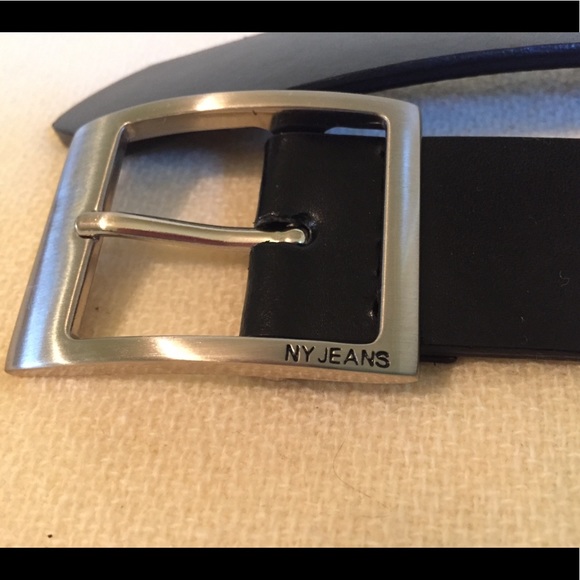 New York & Co Leather Belt - Picture 2 of 3